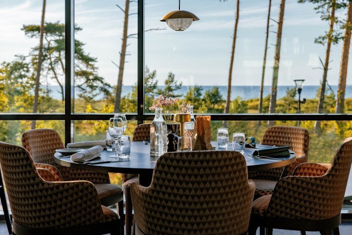 Primary image of Riviera hotel package with dinner