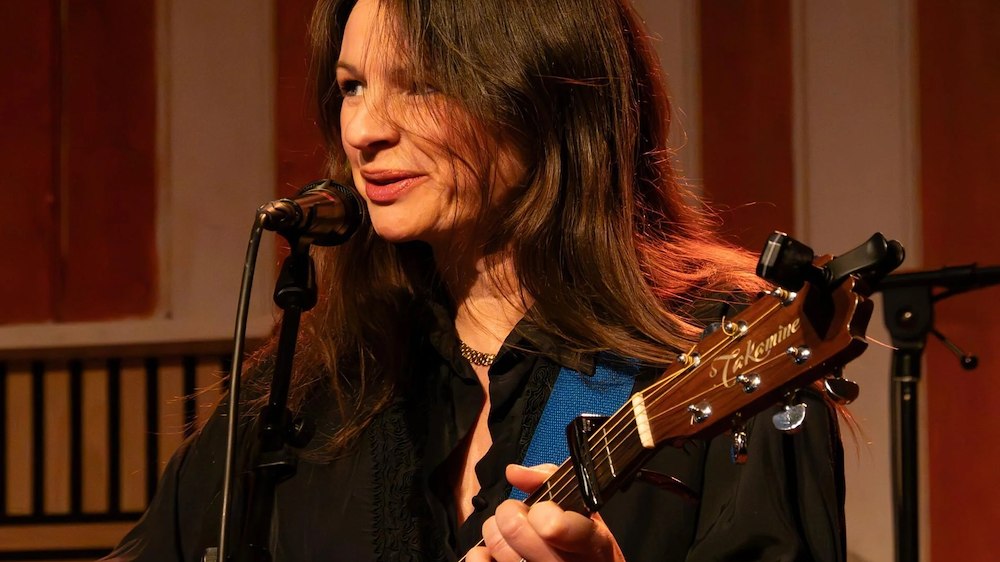 Julebordpakke med konsert av Amy Belle for 2 pers