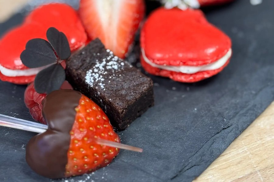 Primärbild av Herrgårdsromans på Alla hjärtans dag