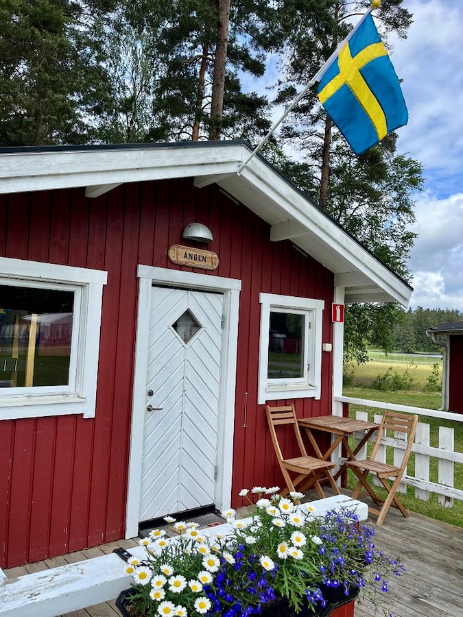 Cottage (4 beds, no WC/Shower)