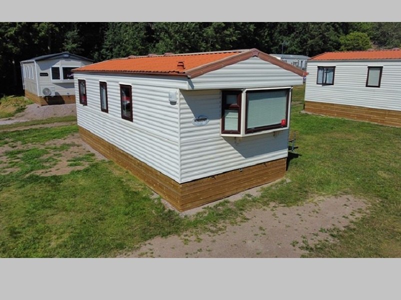 Mobile Home (4 beds, WC/shower)