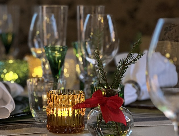 Boka Christmas "julbord" Getaway på Båsenberga