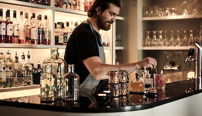 Boka Äntligen Fredag!