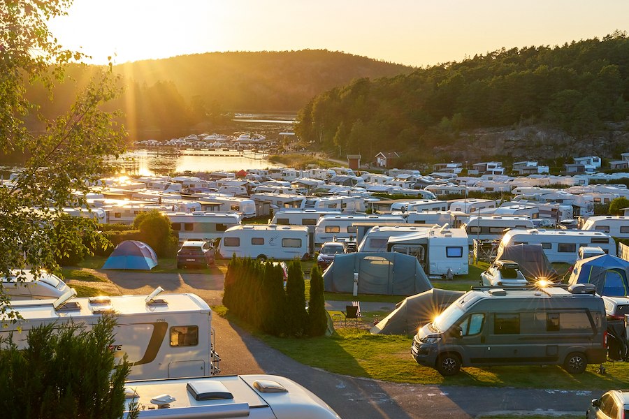 Camping pitch caravan/motorhome/tent with electricity, VA and TV-connection