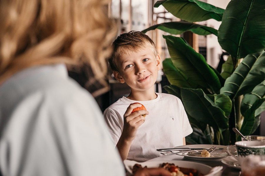 Primärbild av Family Deal