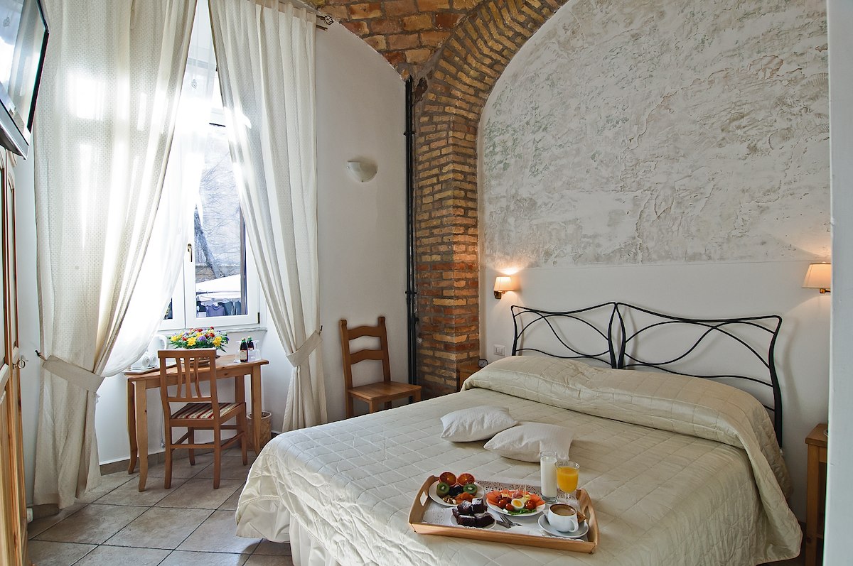 room_image