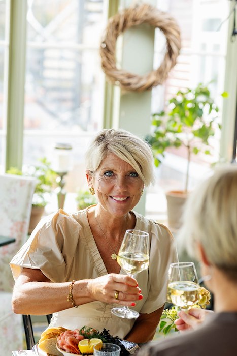 Primary image of Siri Strand Vacation