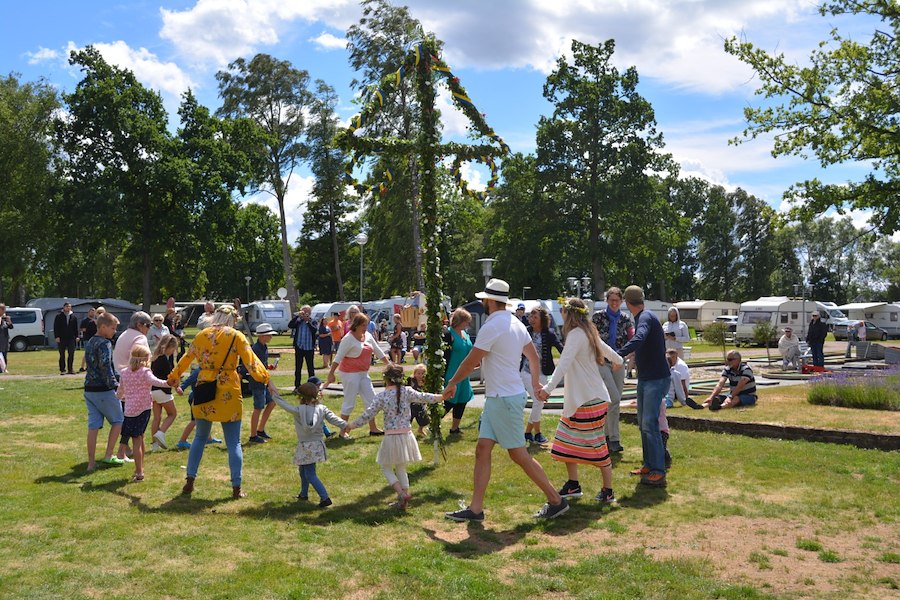 Primary image of Midsommarfirande på camping 3 nätter