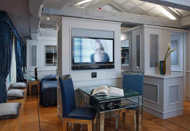 room_image