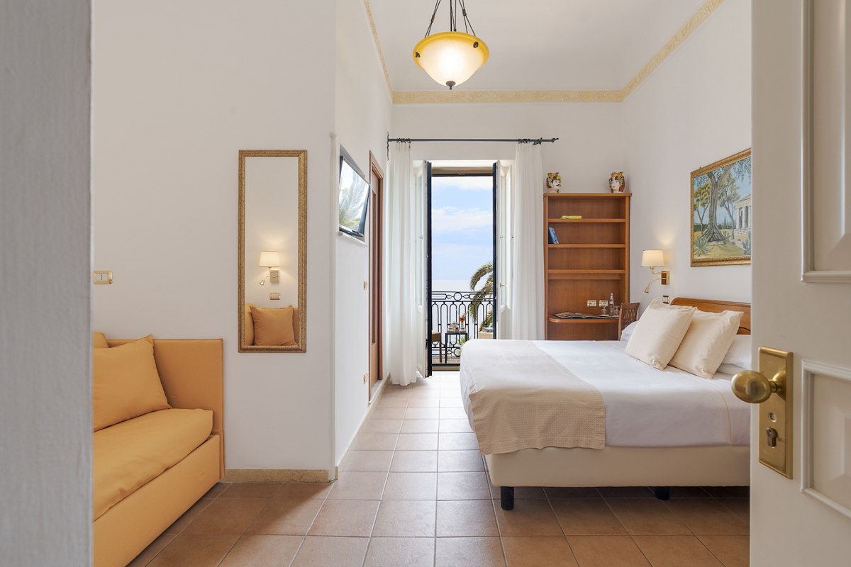 room_image