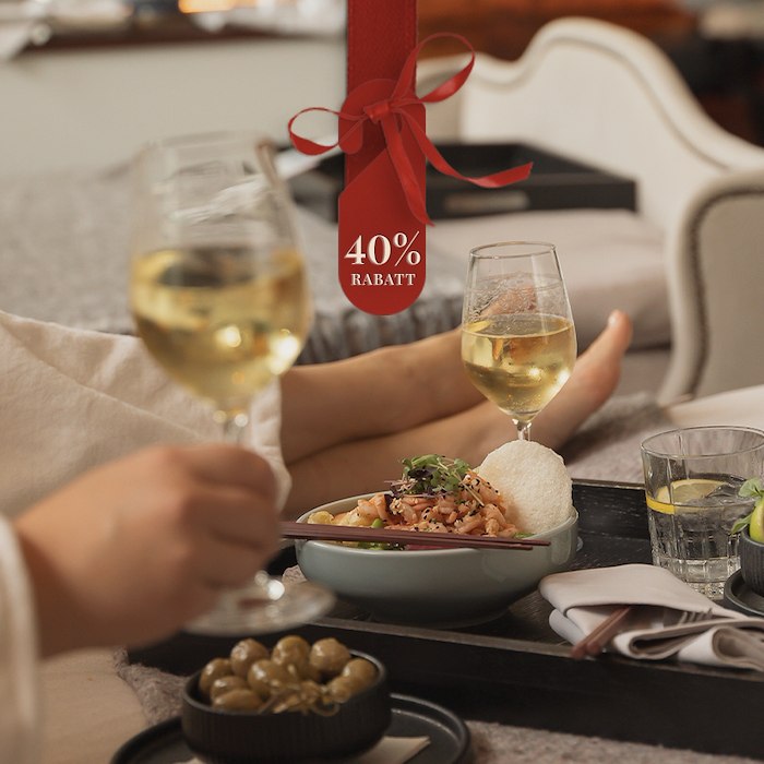 voucher-JULKLAPP - SPARA 40% - POOL CLUB LOVER