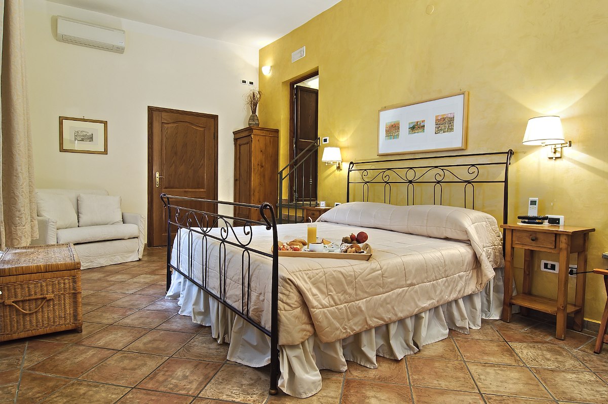 room_image