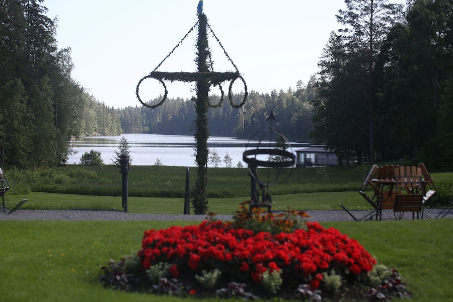 Primärbild av Rum & Middag Midsommar