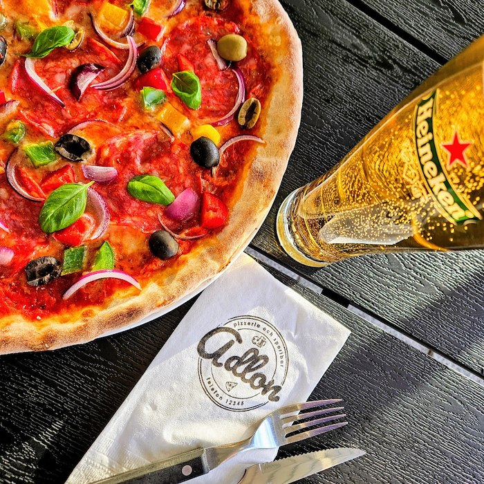 ÄNTLIGEN LÖRDAG! Lördagspizza och lördagsöl 0,5 L