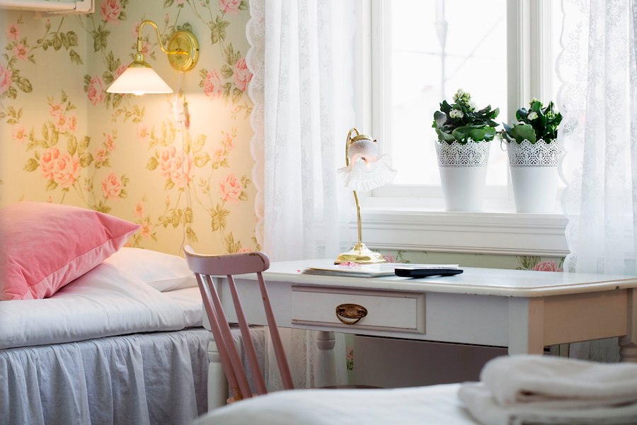 Primary image of Siri Strand Vacation