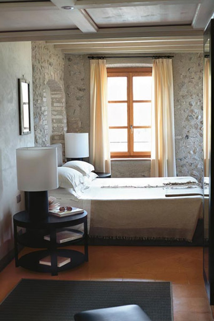 room_image
