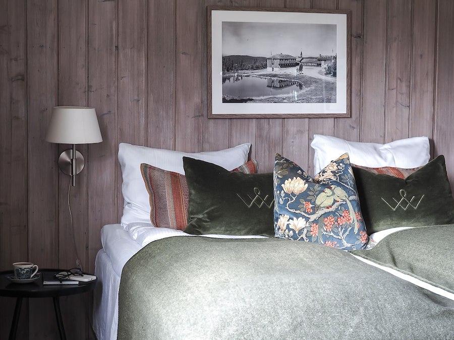 Primary image of Sleep & Dine