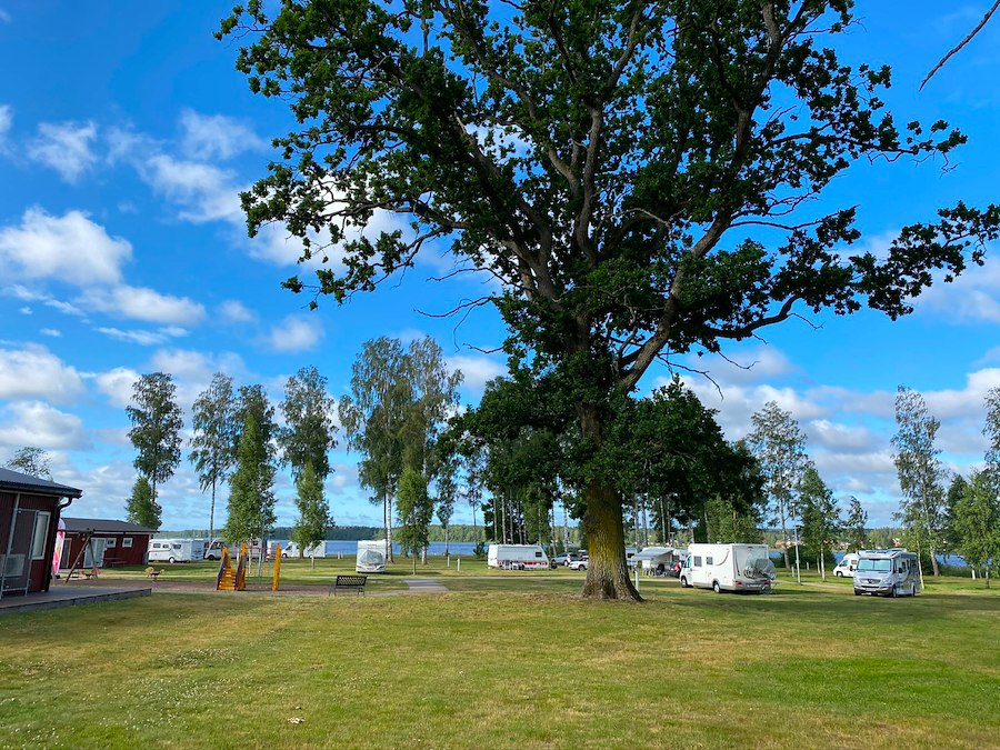 Camping pitch caravan/motorhome/tent with electricity