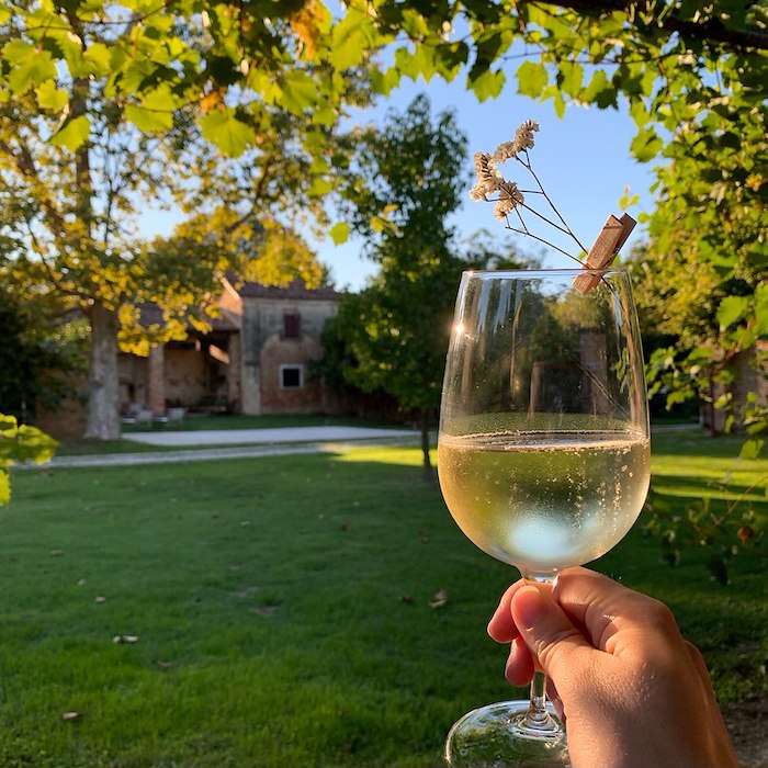 voucher-"L'ora blu "- Aperitivo in Corte