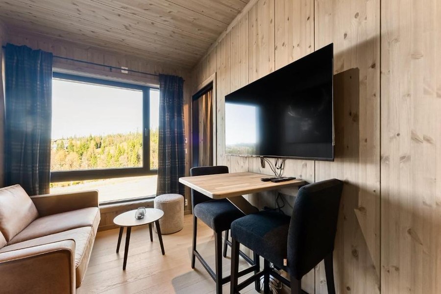 Primary image of Fjellsuite