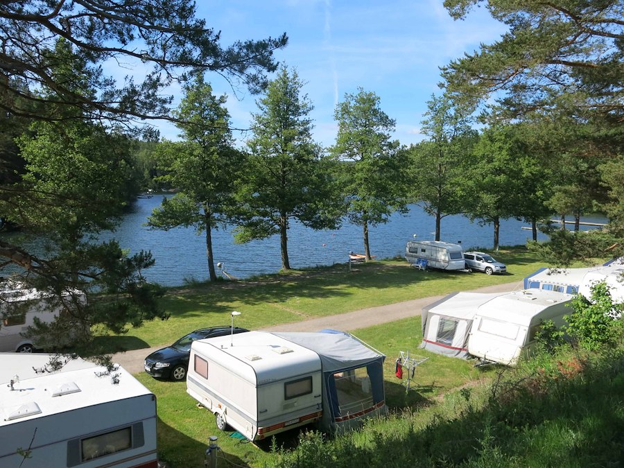 Camping pitch caravan/motorhome electricity possible 85-100 sq m