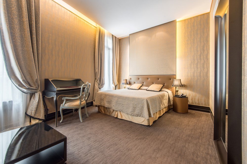 room_image