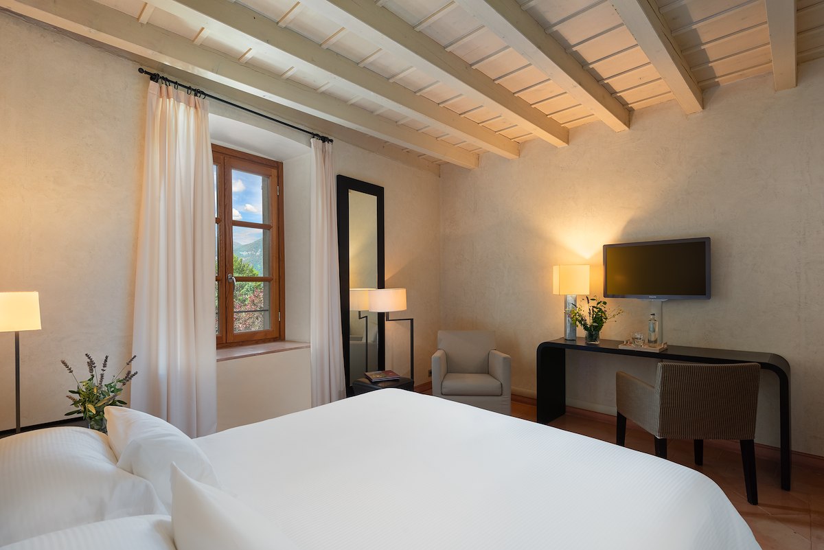 room_image