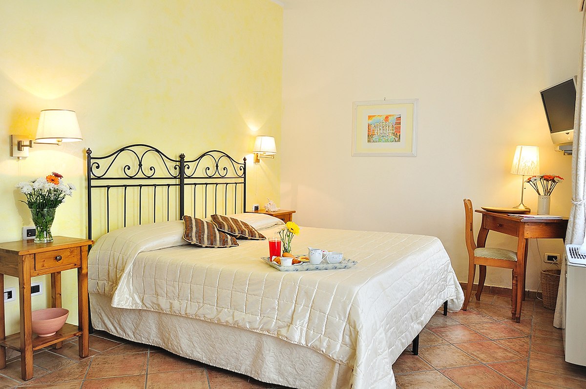 room_image