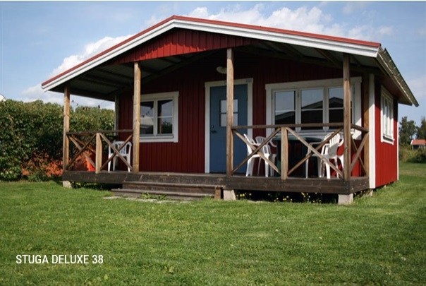 Deluxe Cottage 38 sqm (4 beds, WC/shower)