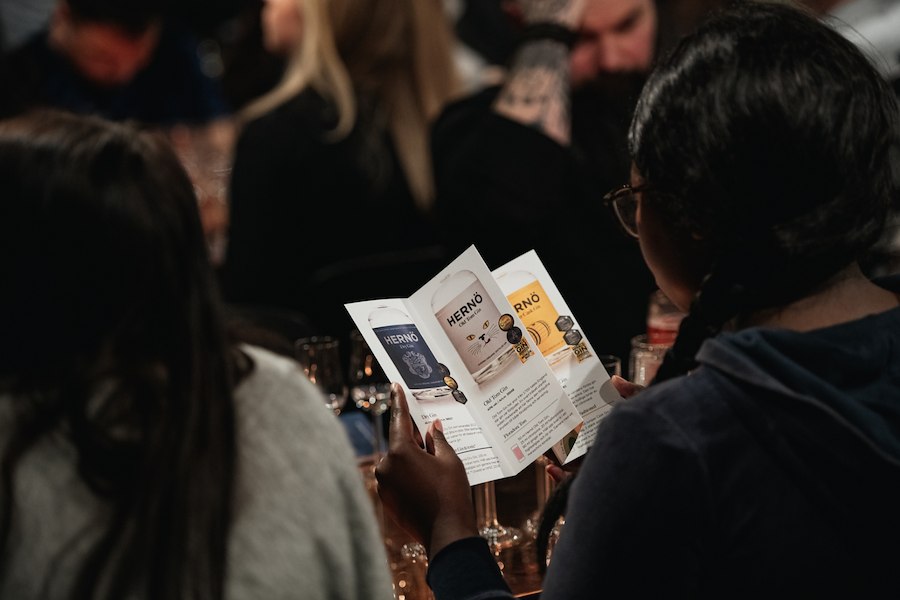 Primärbild av Ginprovning & spa 20-23