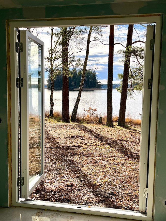 BLISS Semi-detached Cottage LAKE VIEW (2 beds, no WC/shower) – Pets allowed