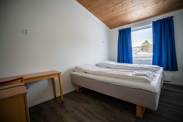 MOTEL TWIN image