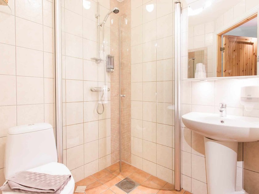 Treetop Spa, Hangout & Hotel image 1