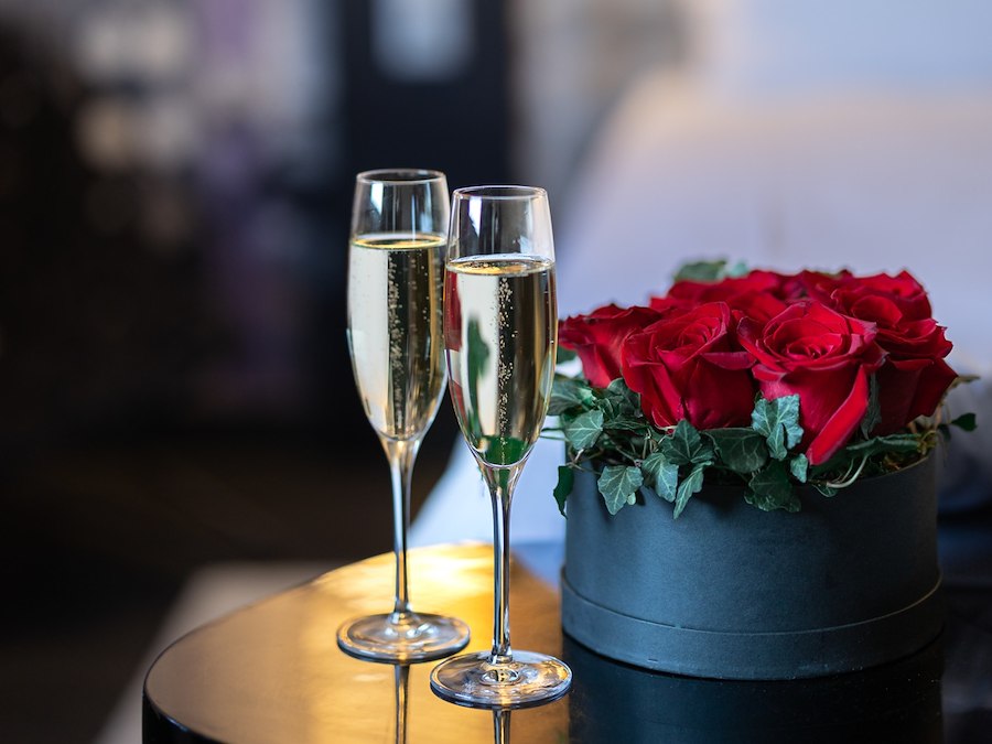 Primärbild av Herrgårdsromans på Alla hjärtans dag