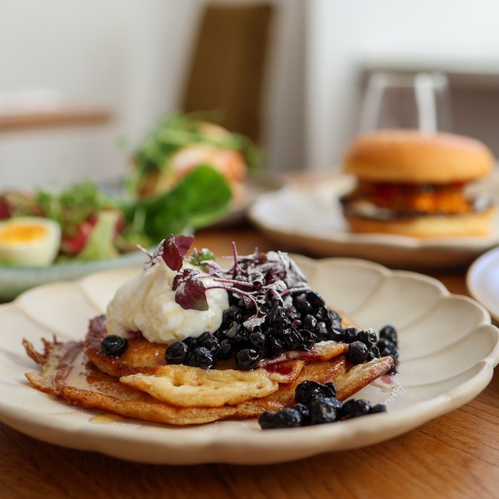 voucher-Champagnebrunch med ett glas champagne