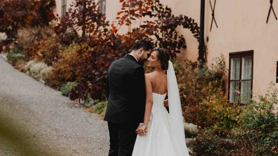 Primärbild av Drop in-vigsel på Ulfsunda Slott