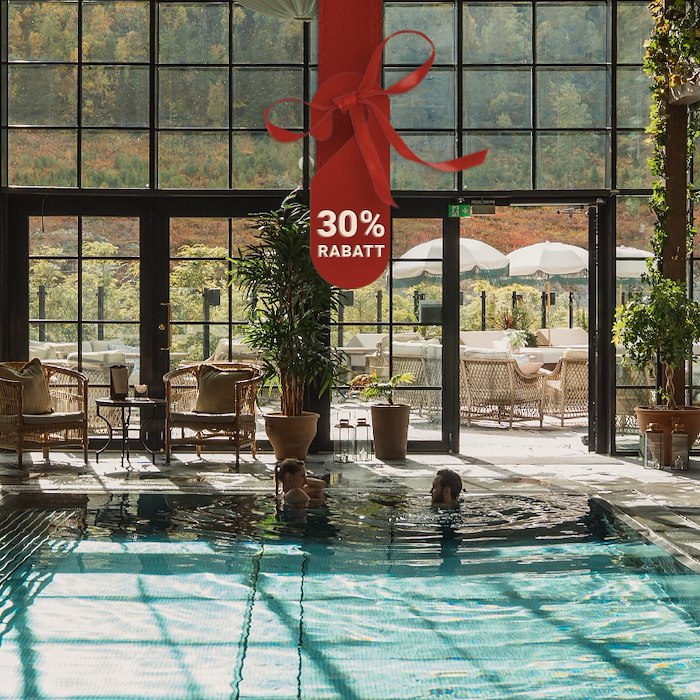 voucher-Julegave Fall - spar 30% - Pool Club & Dine