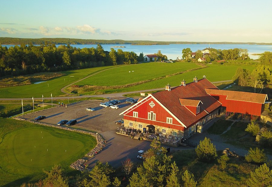 Ställplatser vid klubbhuset