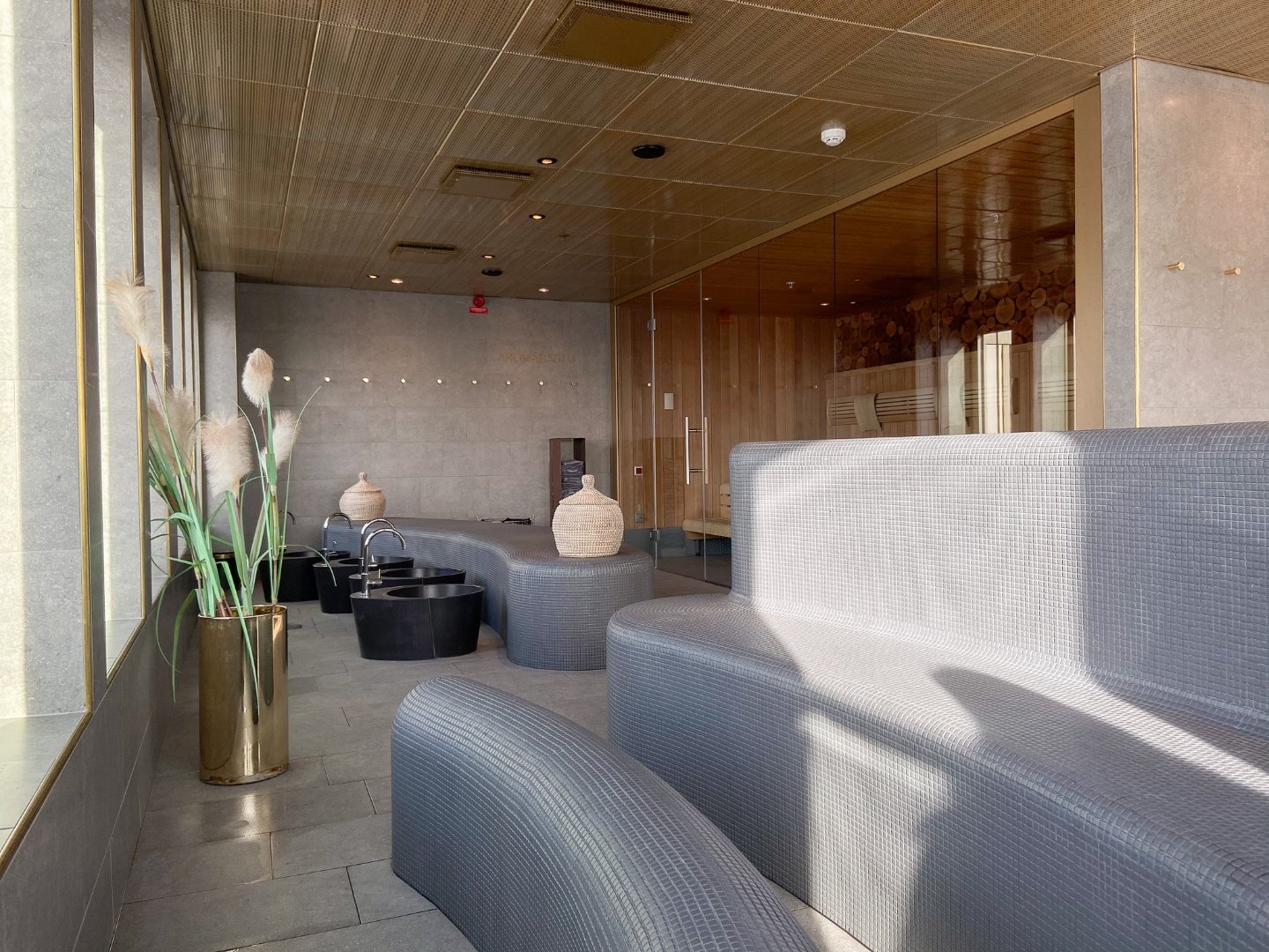 Morning moment - breakfast & spa