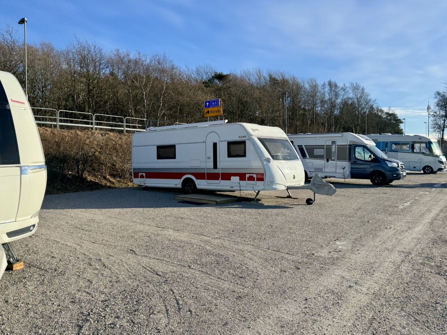 Campingplatz inklusive Stromanschluss - max. 11 Meter (Kies/Kunstrasen)
