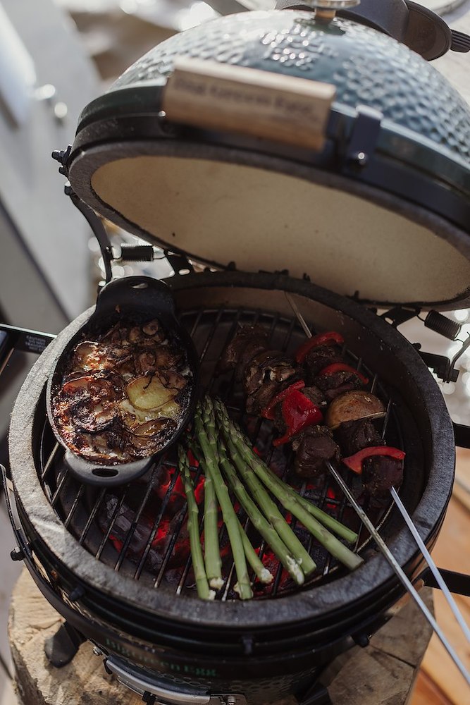 Image of Grillspett på dovhjort, paprika, lök och svamp