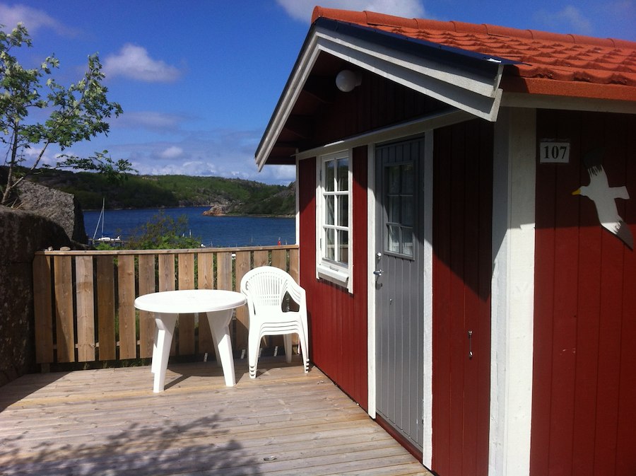 Cottage No. 107 (4 beds, no WC/Shower)