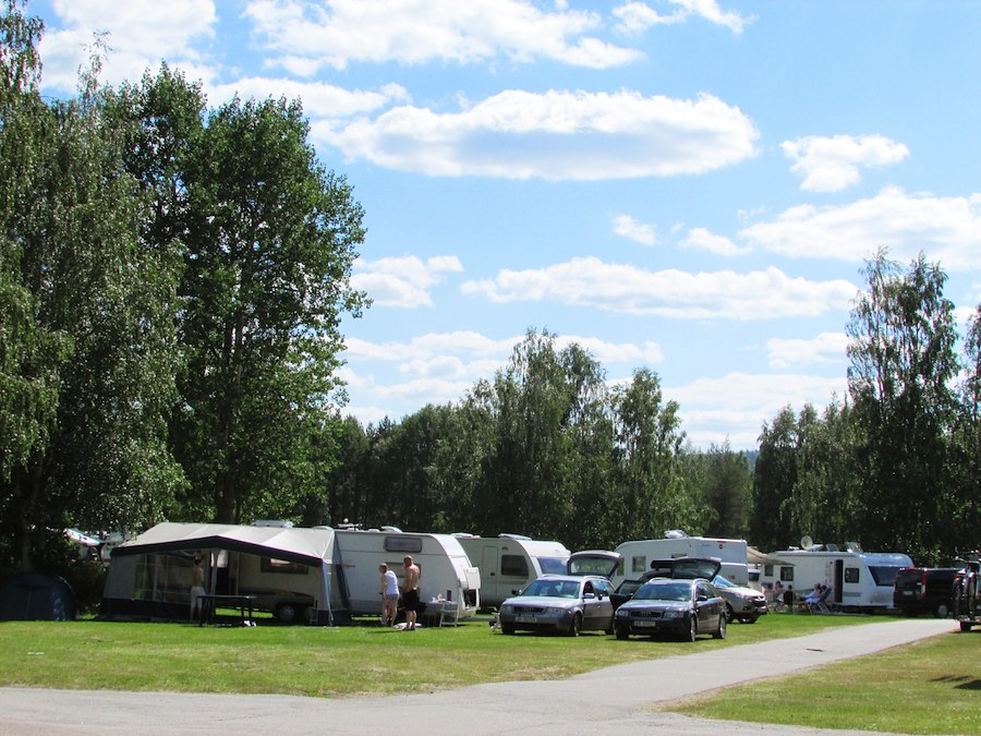 Camping pitch for caravan/motorhome/tent with electricity, No 200-220