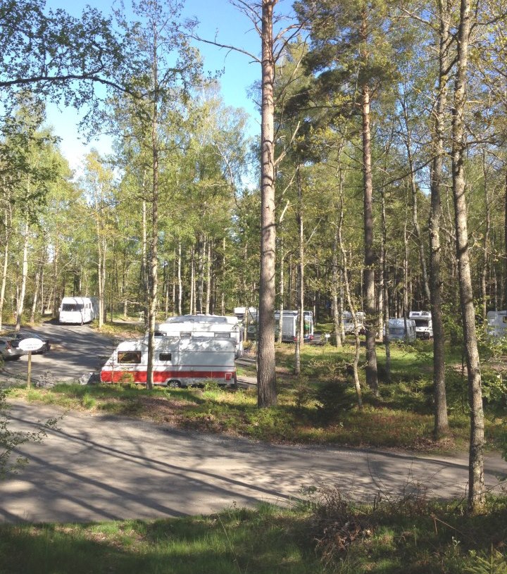 Camping Stellplatz Wohnwagen/Wohnmobil mit Strom (max 7 meter)