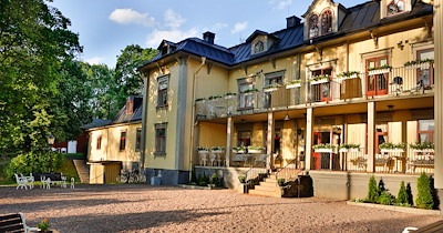 Hennickehammars Manor
