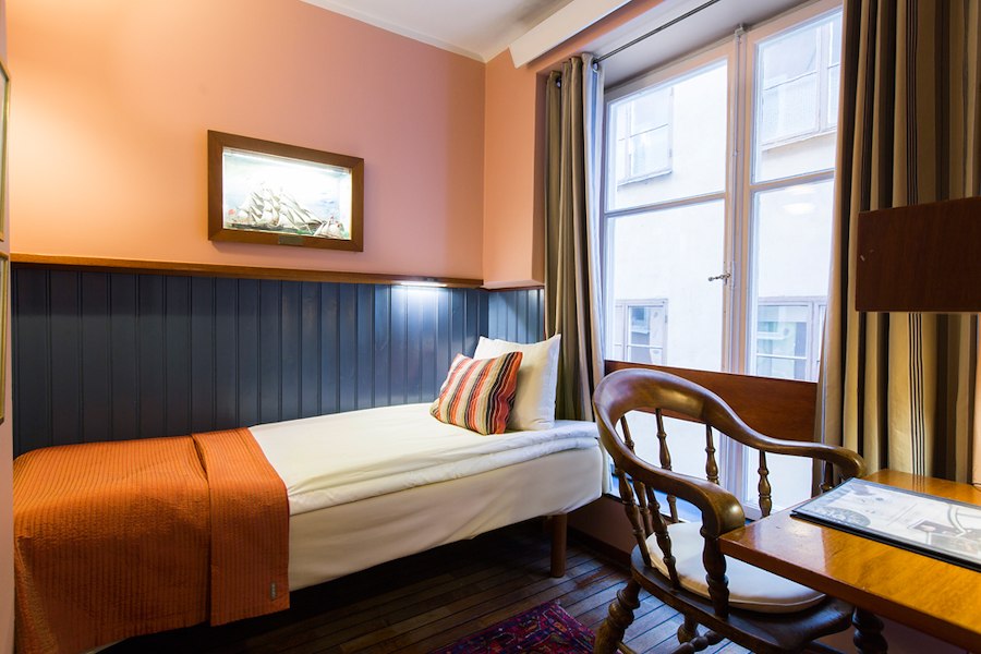 Captain's Single Room