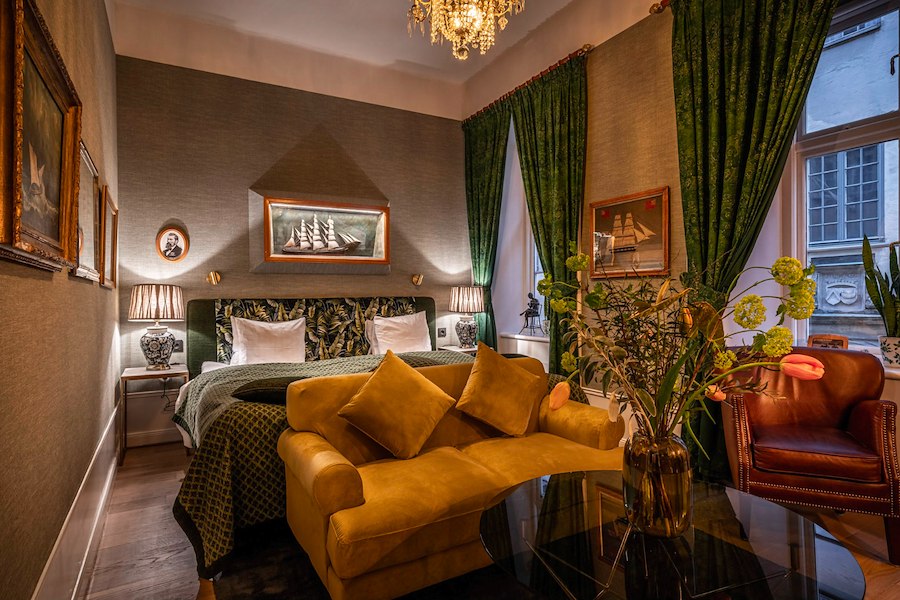 Captain's Deluxe Room