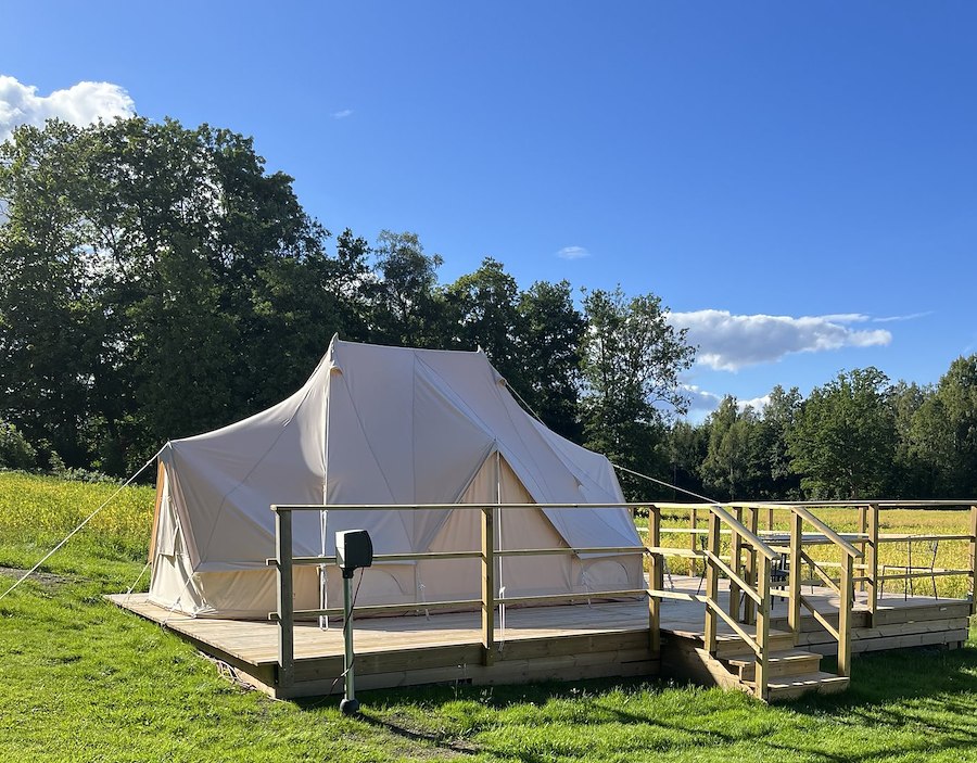 Glamping tent (4 beds, 24 sqm. No pets)