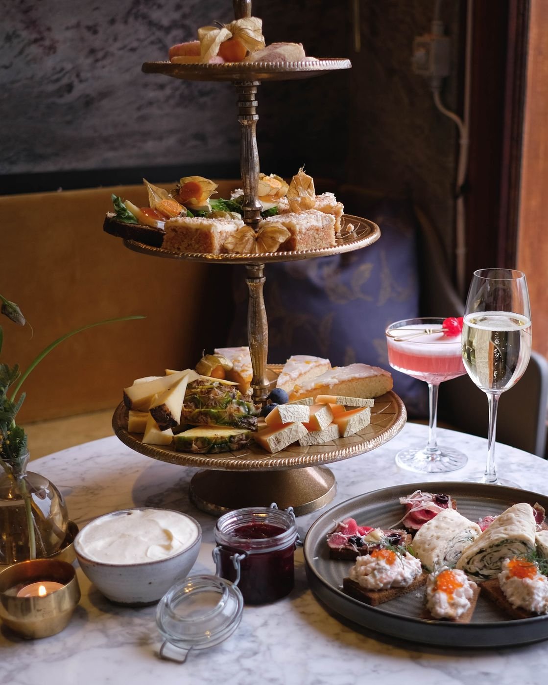 Afternoon tea at the castle