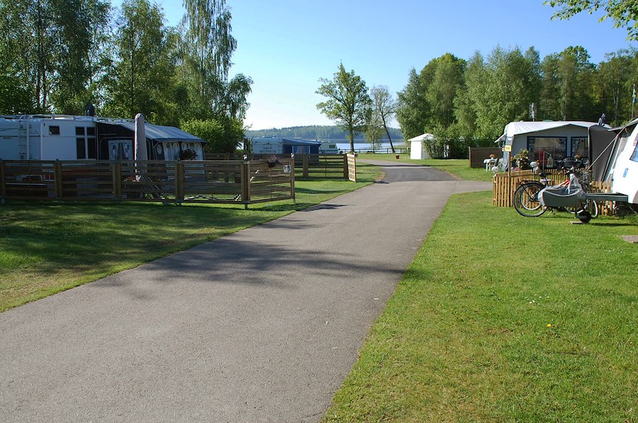 Camping pitch caravan/motorhome (incl electricity 16 A)